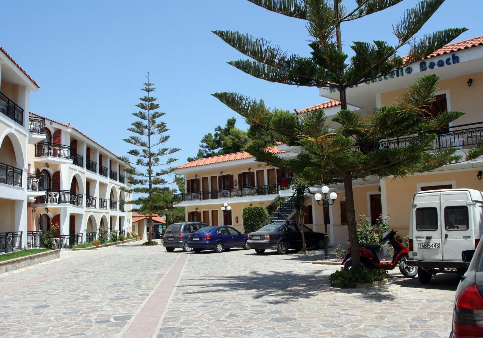 Castello Beach Hotel Аргаси Екстериор снимка